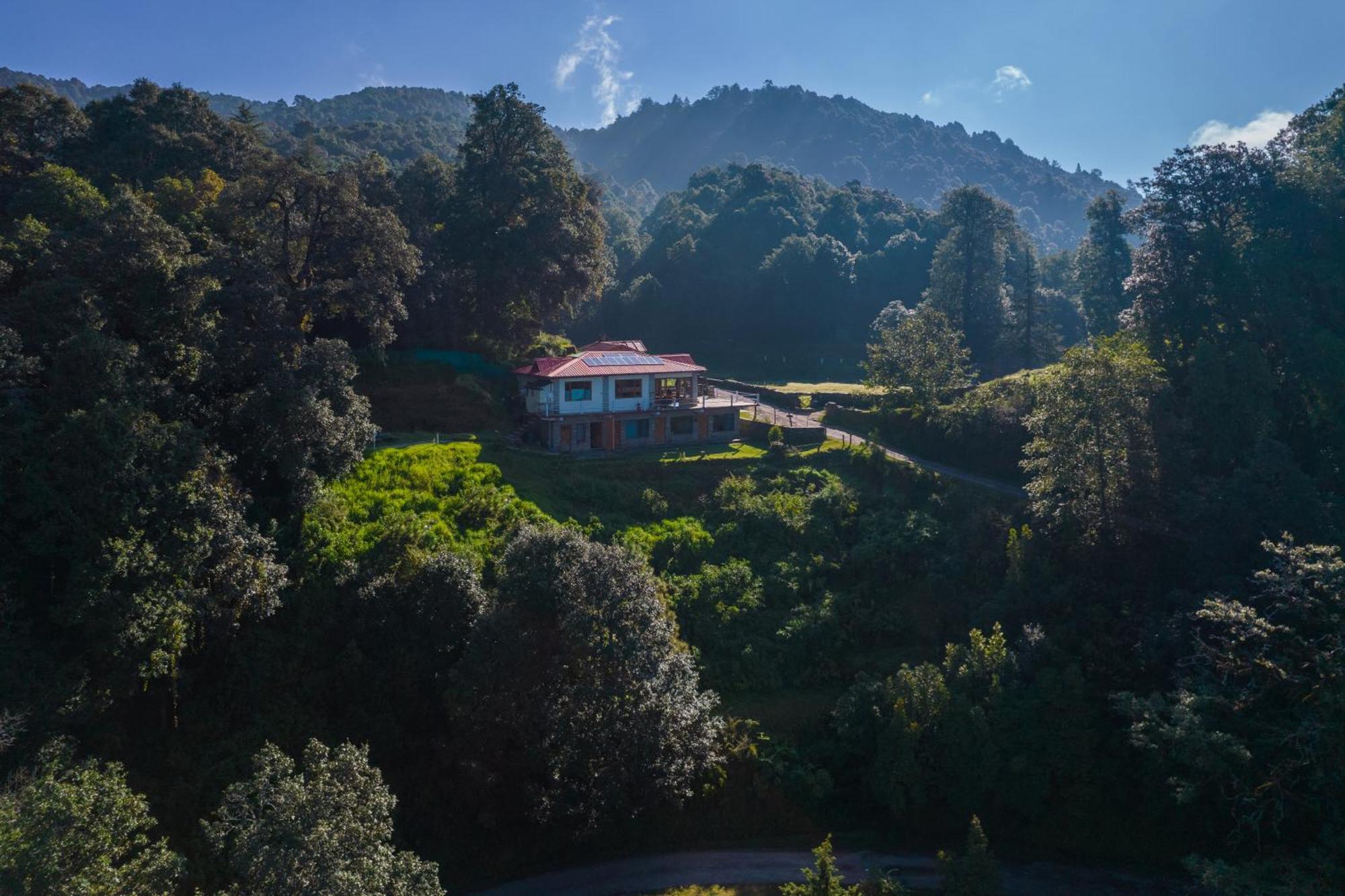 Simba Jungle Lodge, Binsar Wildlife Sanctuary Exterior foto